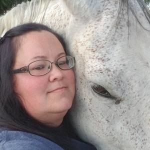Meet your Posher, Tina